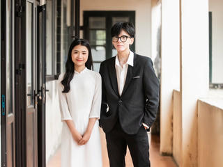 Nữ thủ khoa đi làm công nhân để phụ giúp gia đình