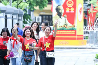 Thủ tướng chỉ đạo đảm bảo người dân có những ngày vui an toàn trọn vẹn nhân Tết Độc lập