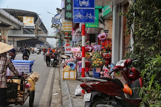 Thanh Xuân (Hà Nội): Lấn chiếm vỉa hè như chưa hề có chiến dịch