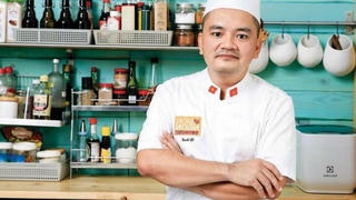 Vừa bị phạt 7,5 triệu đồng, đầu bếp Võ Quốc hứa xin lỗi công khai báo chí