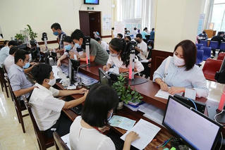 Chính sách đặc thù cho cán bộ dôi dư