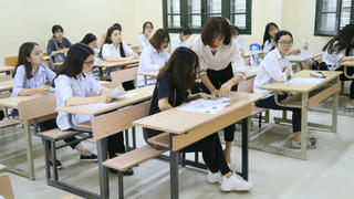 Giữ chuẩn mực học đường