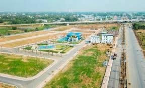 Thị trường đất nền sôi động trở lại