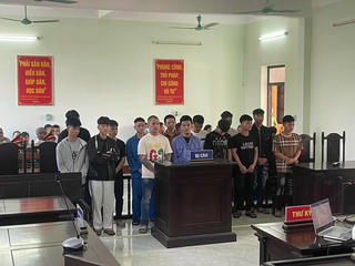 Phú Thọ: Xét xử 27 đối tượng trẻ tuổi về hành vi gây rối trật tự công cộng