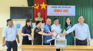 Bạc Liêu chung tay ủng hộ đồng bào vùng lũ