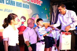 TP Hồ Chí Minh: Chăm lo cho hơn 500 em nhỏ có hoàn cảnh khó khăn