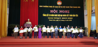 Đoàn kết để xây dựng quê hương
