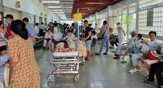Bệnh viện đầu ngành: Có nên giao Hà Nội quản lý?