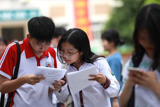 Cẩn trọng trong việc chọn trường