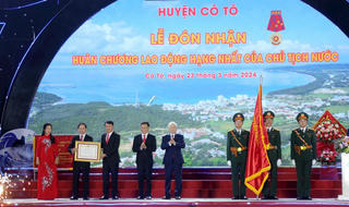 Chủ tịch Đỗ Văn Chiến: 'Huyện Cô Tô lưu ý phát triển thế mạnh dịch vụ, du lịch'