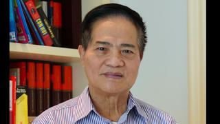 Nguy cơ ‘loạn chuẩn’ trong phê bình