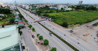 Hà Nội: Phân luồng giao thông thi công cầu vượt trên quốc lộ 32