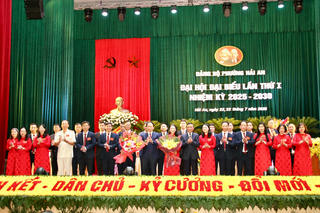 Thường trực Ban Bí thư dự Đại hội đảng bộ điểm cấp phường tại Hải Phòng