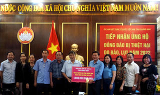 Tỉnh Đồng Tháp ủng hộ người dân Quảng Nam 1 tỷ đồng