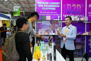 Đưa hàng hóa lên sàn thương mại điện tử quốc tế