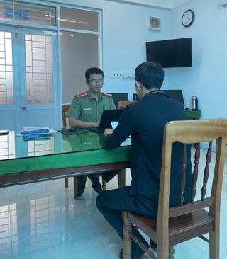 Xử phạt 2 người đàn ông tung tin thất thiệt chuyện đinh mọc ra từ cánh tay