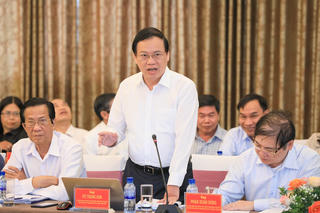 Không nên đặt MTTQ Việt Nam 'tương đương' với các ban, bộ, ngành Trung ương