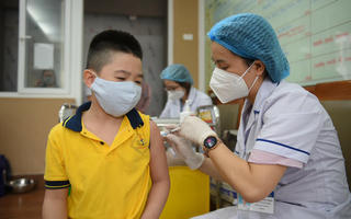 Ngày 12/4: Số ca mắc Covid-19 tăng vọt lên 261 ca