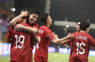 Chiến thắng nhọc nhằn của U22 Việt Nam trước U22 Lào