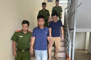 Bắt nhóm cho vay lãi nặng, thu lời bất chính gần 400 triệu đồng