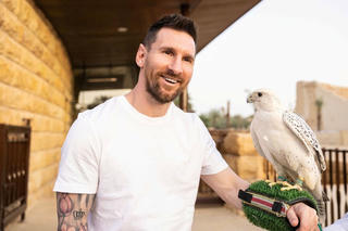 Xôn xao tin đồn Messi sang Saudi Arabia giữa lúc bất hoà với PSG