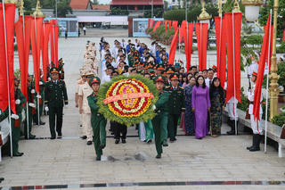 Tỉnh An Giang viếng nghĩa trang liệt sĩ nhân kỷ niệm 78 năm ngày Thương binh - Liệt sĩ