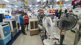 Người Hà Nội ứng phó với... điện