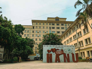 Trường Đại học Hà Nội lý giải về mức học phí tăng