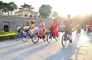 Lễ hội Áo dài Du lịch Hà Nội năm 2024 sẽ diễn ra vào tháng 10