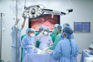 Bệnh nhân ung thư đang ngày càng trẻ hóa
