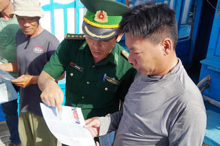 Chuyển biến tích cực trong gỡ 'thẻ vàng'