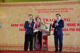 Trao tặng danh hiệu vinh dự Nhà nước trong lĩnh vực di sản văn hóa phi vật thể
