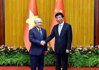 Tăng cường công tác đối ngoại nhân dân, mở rộng đoàn kết quốc tế
