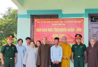 Bình Thuận: Bàn giao nhà tình nghĩa Quân - Dân cho hộ nghèo