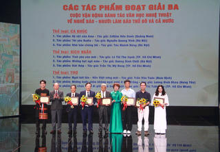 Tôn vinh những “chiến sĩ” thầm lặng trên mặt trận văn hóa tư tưởng