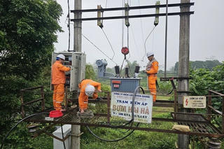EVNNPC sẵn sàng phương án đảm bảo cung cấp điện trong dịp Tết Nguyên Đán Giáp Thìn và phục vụ lấy nước đổ ải vụ Đông Xuân năm 2024 đợt 2