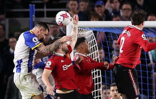 Man United thua Brighton ở phút 90+9