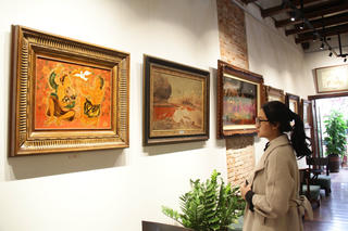 Ngắm ‘Sắc xuân Hà thành’