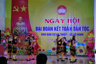 Hào hứng Ngày hội Đại đoàn kết toàn dân tộc ở Hà Thiệp