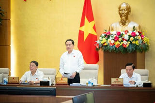 Khai mạc phiên họp thứ 35 của Ủy ban Thường vụ Quốc hội
