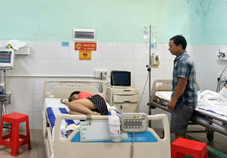 Đồng Nai: Hàng trăm trường hợp nhập viện do ăn bánh mì ở Long Khánh