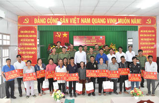 BẢN TIN MẶT TRẬN: Nhiều hoạt động thiết thực vì người nghèo