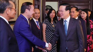 Những hoạt động đầu tiên của Chủ tịch nước tại Cộng hòa Áo