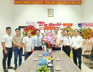 Nhiều đơn vị thăm, chúc mừng Ban Đại diện báo Đại Đoàn Kết tại TP HCM