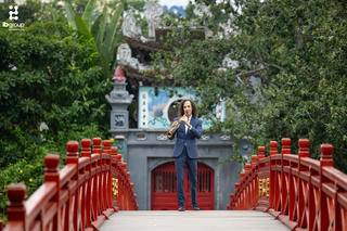 Báo Nhân Dân ra mắt MV Kenny G "Going Home" quảng bá vẻ đẹp Hà Nội
