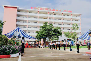 Trường Cao đẳng Bách khoa Tây Nguyên: Địa chỉ tin cậy cho học sinh vùng Tây Nguyên