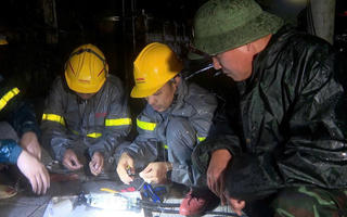 Trạm phát sóng công nghệ mới phục vụ cứu hộ tại Lào Cai
