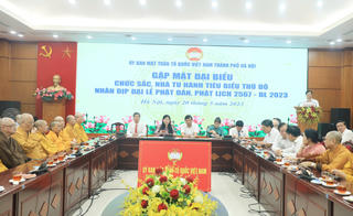 BẢN TIN MẶT TRẬN: Mặt trận Hà Nội gặp mặt chức sắc nhân dịp Đại lễ Phật đản