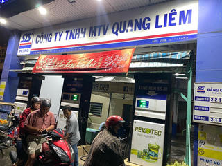 Không tự ý dừng kinh doanh xăng dầu tại các cây xăng