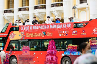 Hà Nội: Dịp nghỉ Lễ 2-9, du khách được đi miễn phí vé xe buýt 2 tầng